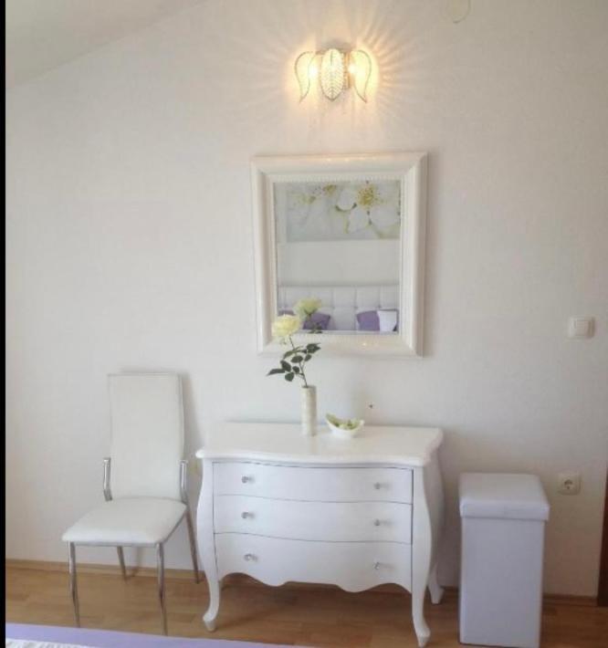 Villa Nera Vodice Buitenkant foto