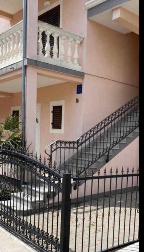 Villa Nera Vodice Buitenkant foto